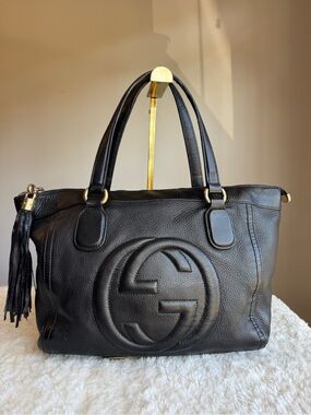 Gucci Black Soho Leather Shoulder Bag with Tassel